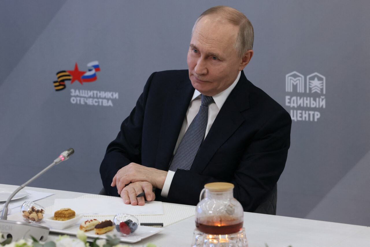 Vladimir Putin este favorabil unui ARMISTIȚIU în Ucraina, dacă se întrunesc condițiile pentru negocieri de pace