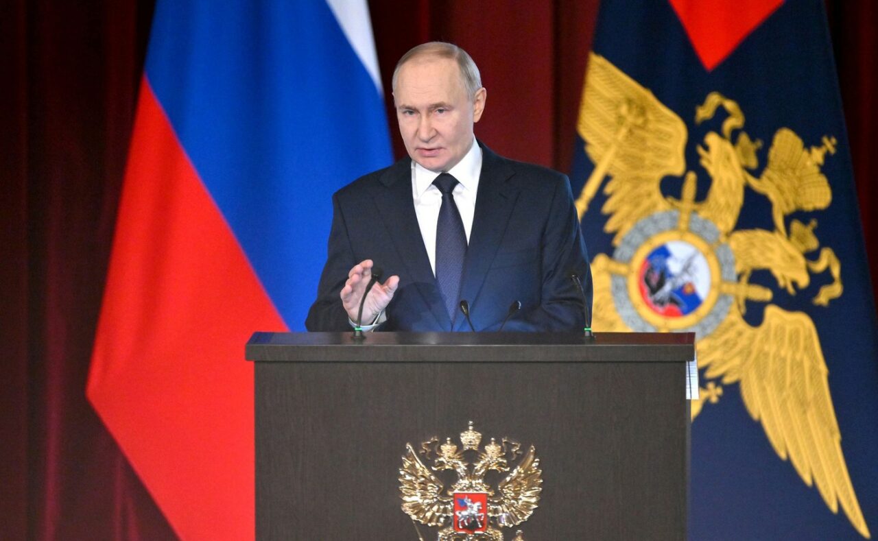 Putin critică atitudinea lui Macron privind utilizarea disuasiunii NUCLEARE/ „Sunt oameni care vor să se întoarcă la vremurile lui Napoleon”