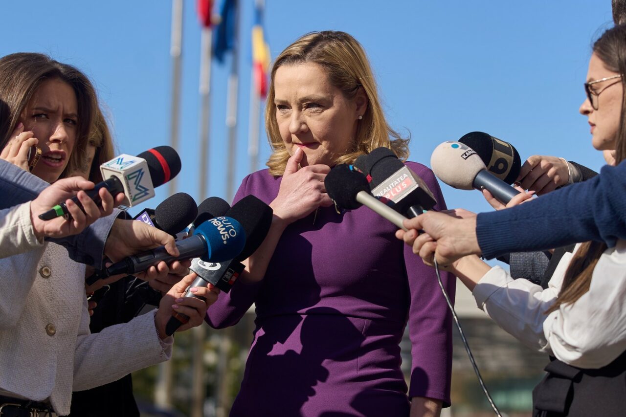 Elena Lasconi, despre candidatura lui Călin Georgescu la prezidențiale: „Dacă nu va candida, iar se vor INFLAMA spiritele”