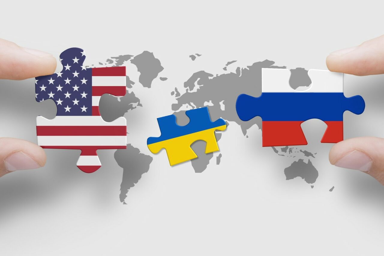 Putin are „mingea” în terenul său și recurge la o strategie CLASICĂ în „meciul” cu Trump. „Trage de timp pentru a-și atinge obiectivele”