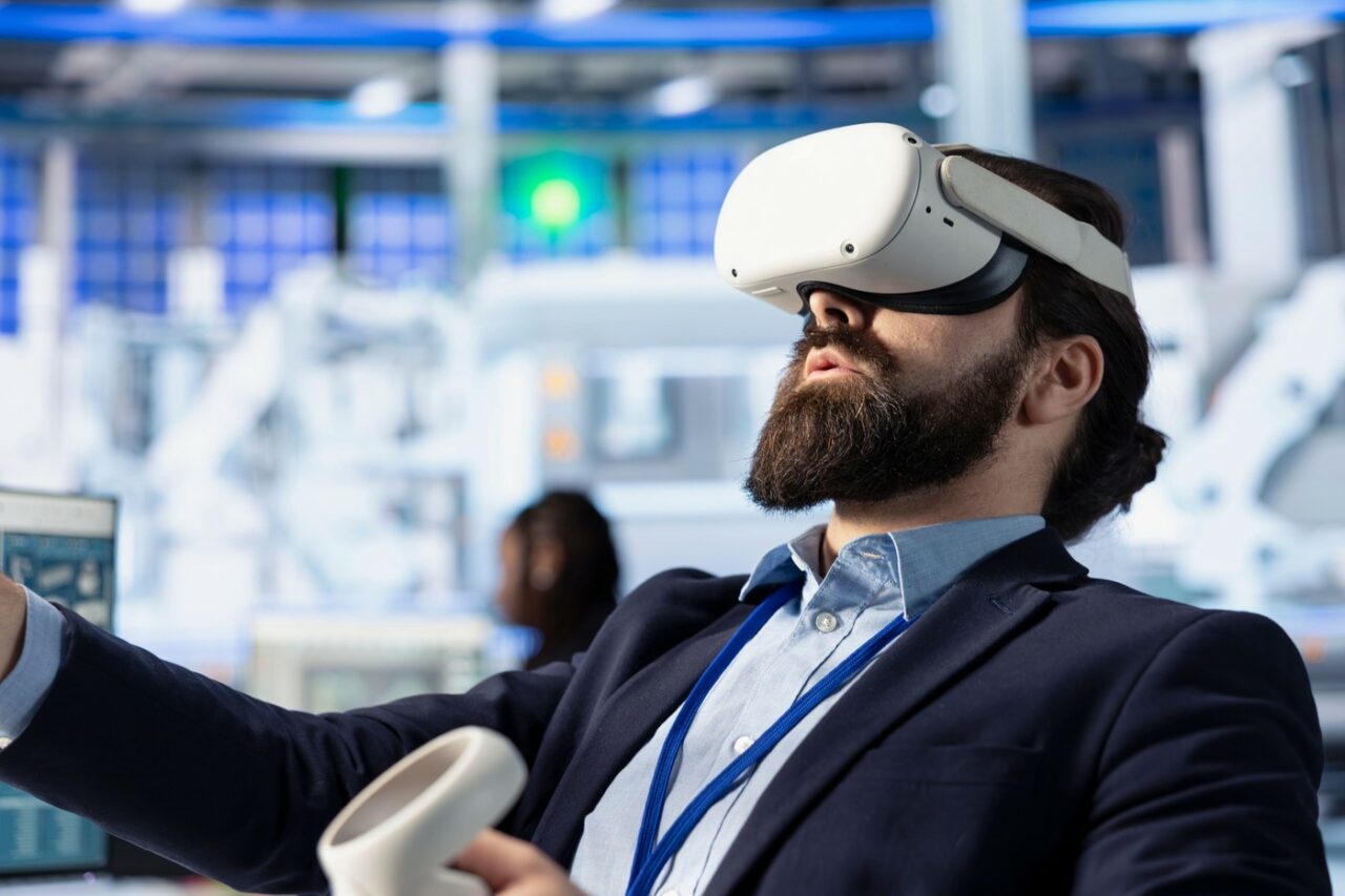 Afacerea cu tehnologia VR prin care Cosmin ajută pacienții care suferă de depresie. Uniunea Europeană i-a acordat 80.000 de euro finanțare