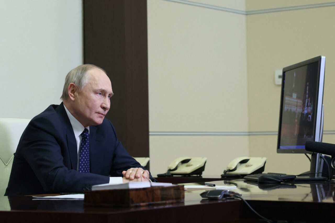 Le Figaro: În pofida entuziasmului lui TRUMP, Vladimir Putin vrea să rămână stăpânul jocului diplomatic