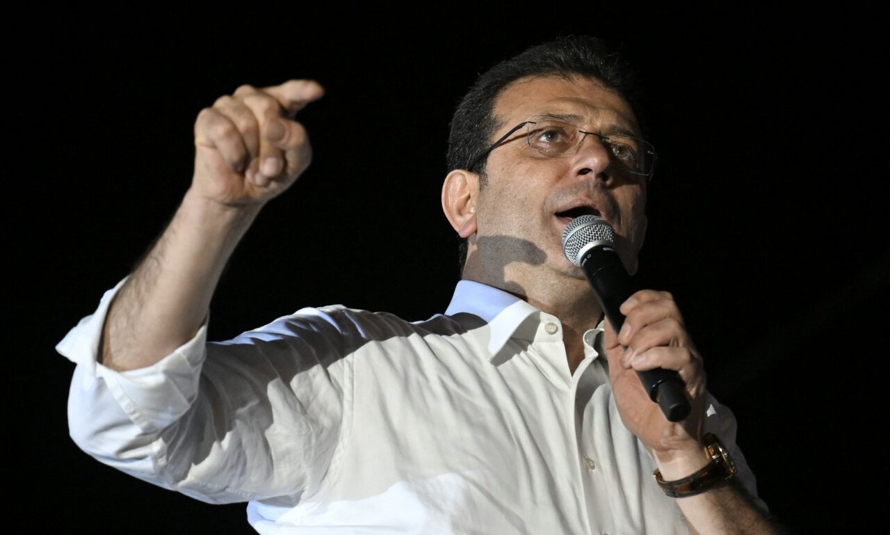 Ekrem Imamoglu a fost nominalizat drept candidat pentru viitoarele alegeri prezidențiale din Turcia, în pofida arestării sale