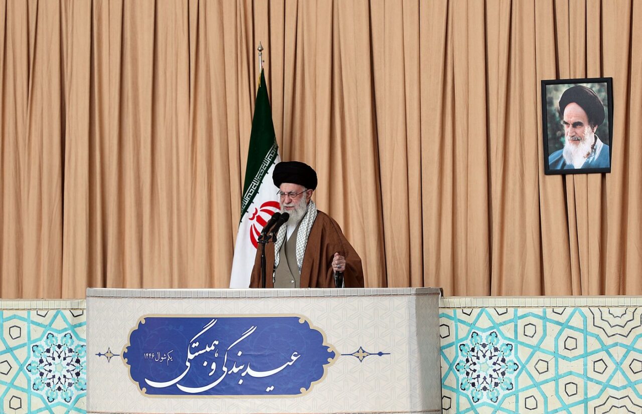 Liderul iranian a avertizat asupra „ripostei ferme” a Teheranului împotriva unui potențial ATAC al SUA/ Iranul denunță amenințările lui Trump