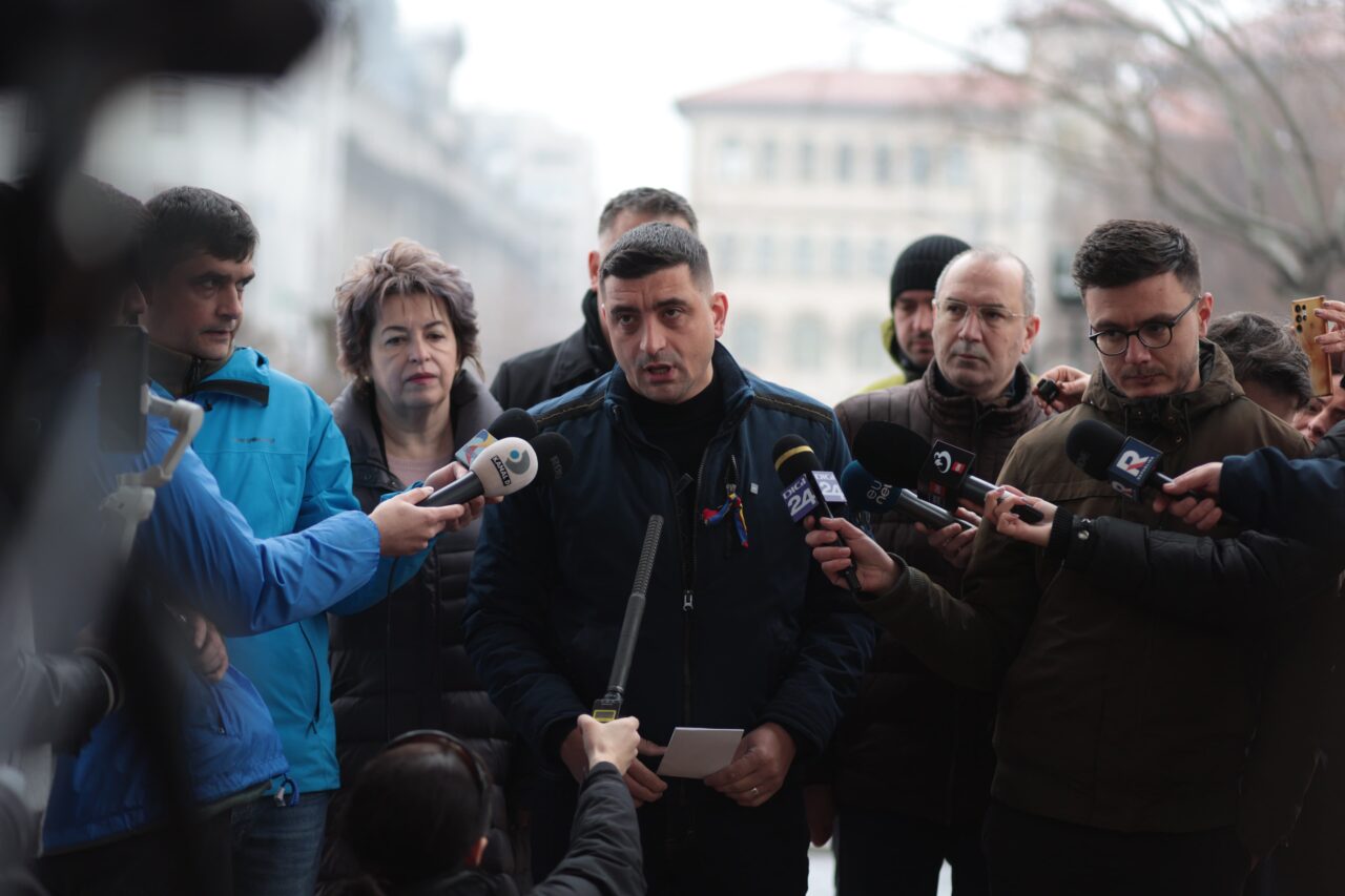Călin Georgescu își va depune luni candidatura la prezidențiale/George Simion: Pot să vă spun 100% că nu își va depune astăzi