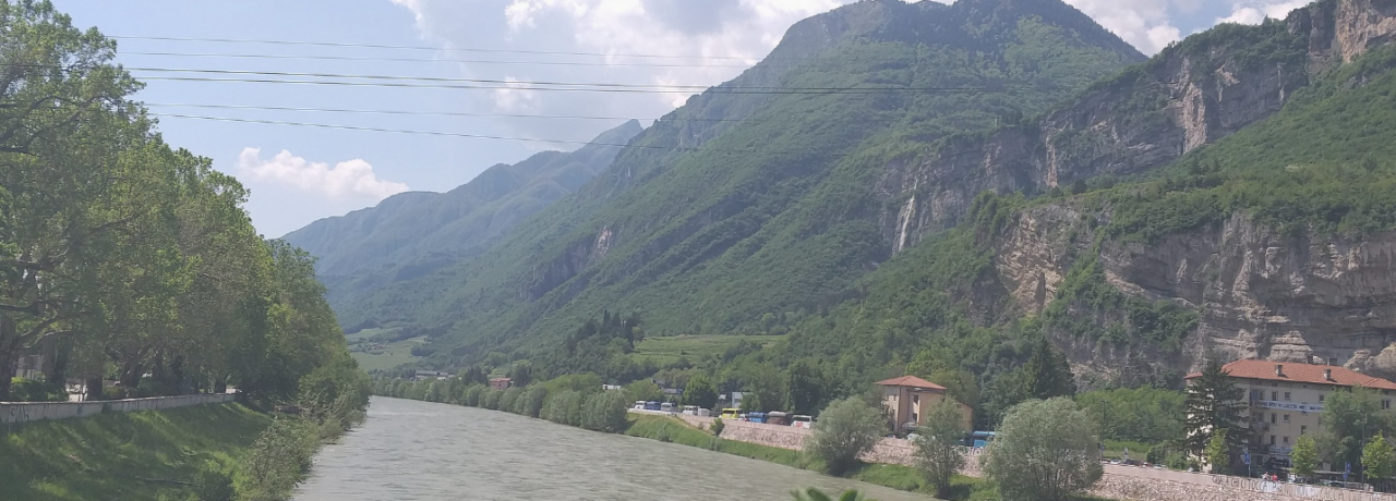 Ofertă de nerefuzat pentru italieni. 100.000 € pentru achiziția și renovarea unei case abandonate în Trento