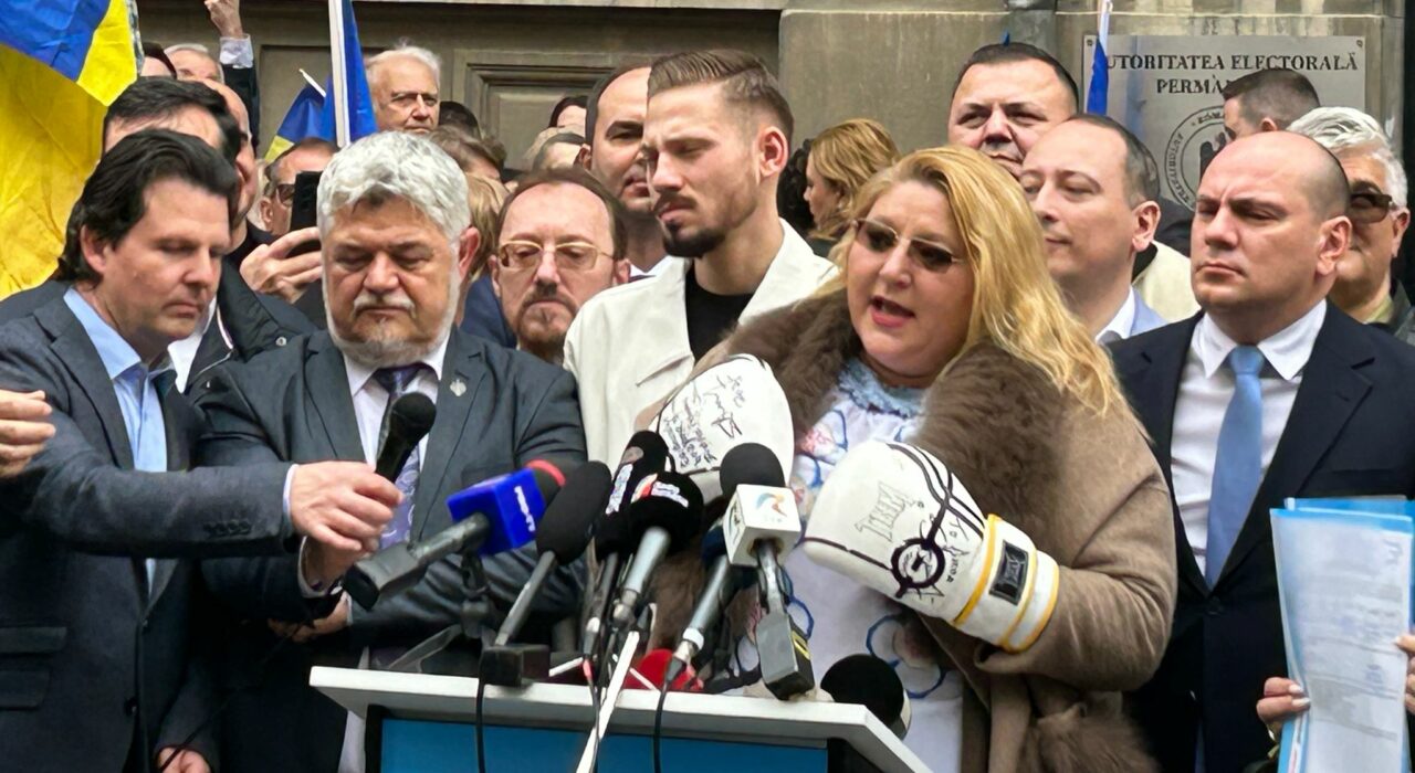 Cu mănuși de BOX la BEC. „Knockout trebuie să îi facem!” / Diana Șoșoacă, mesaj pentru BNR: Să nu renunțați niciodată la leu