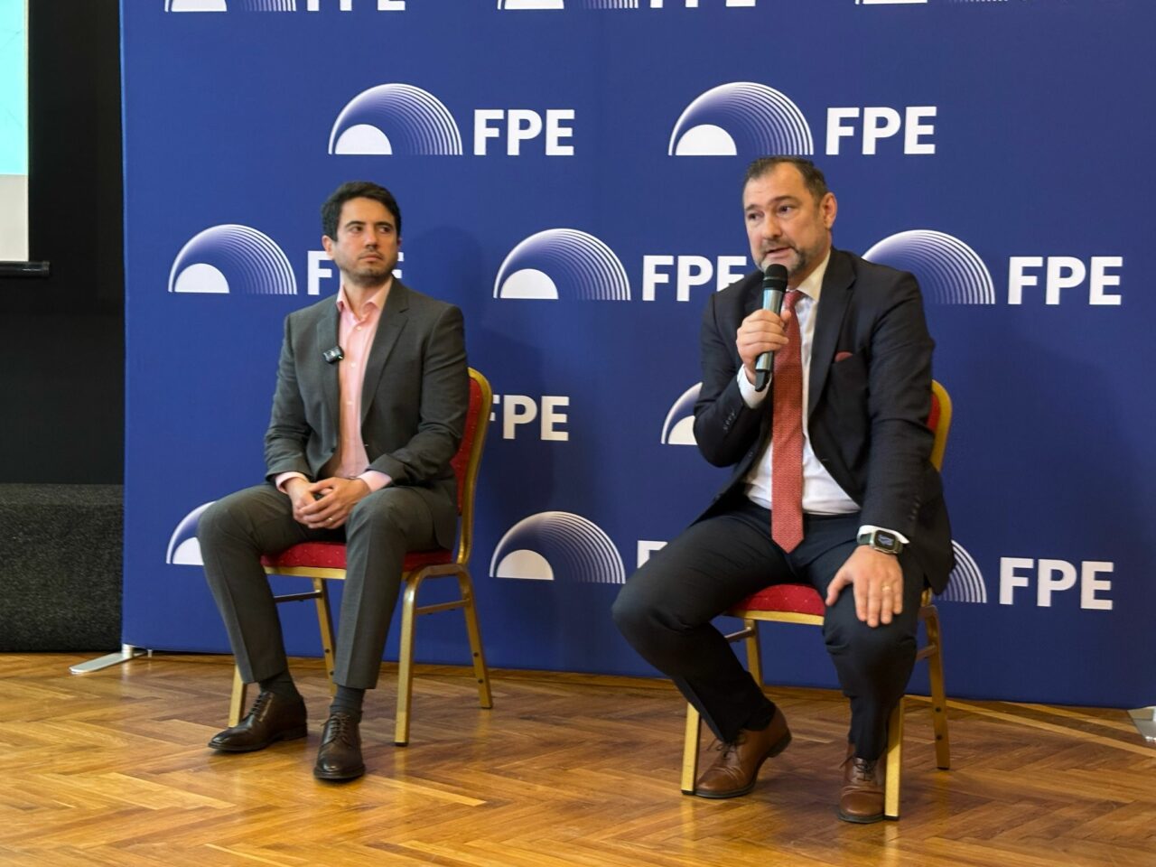 O INVESTIȚIE de 1 mld € în explorarea și producția de petrol și gaze onshore ar genera 8,9 mld € în economie. Apelul Federației Patronale a Energiei