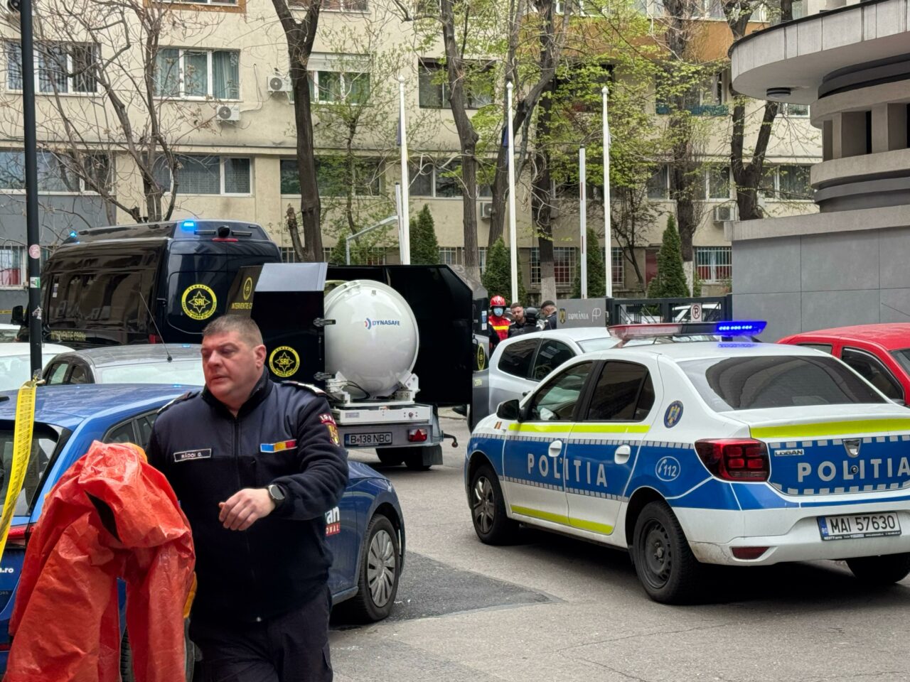 Alertă antiteroristă la sediile Avocatului Poporului, Jandarmeriei, IGPR și BEC