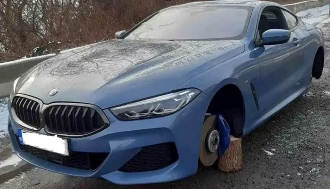 Un clujean și-a găsit BMW-ul pe butuci. Ce bilețel a găsit pe parbriz: „Plătește datoria și…”