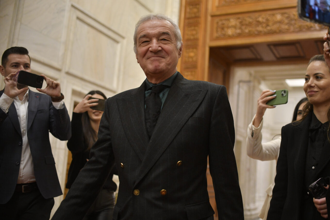 Gigi Becali și-a dat DEMISIA din grupul AUR din Parlament. Va activa ca deputat neafiliat