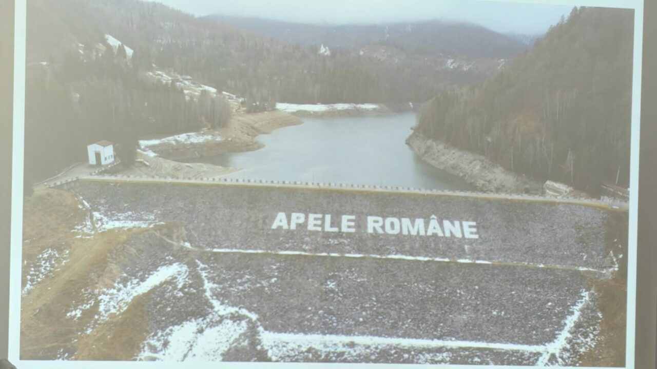 Betonul unui baraj vechi de peste 50 de ani a început să CEDEZE. Autoritățile s-au întrunit într-o şedinţă extraordinară pentru a lua măsuri „urgente”