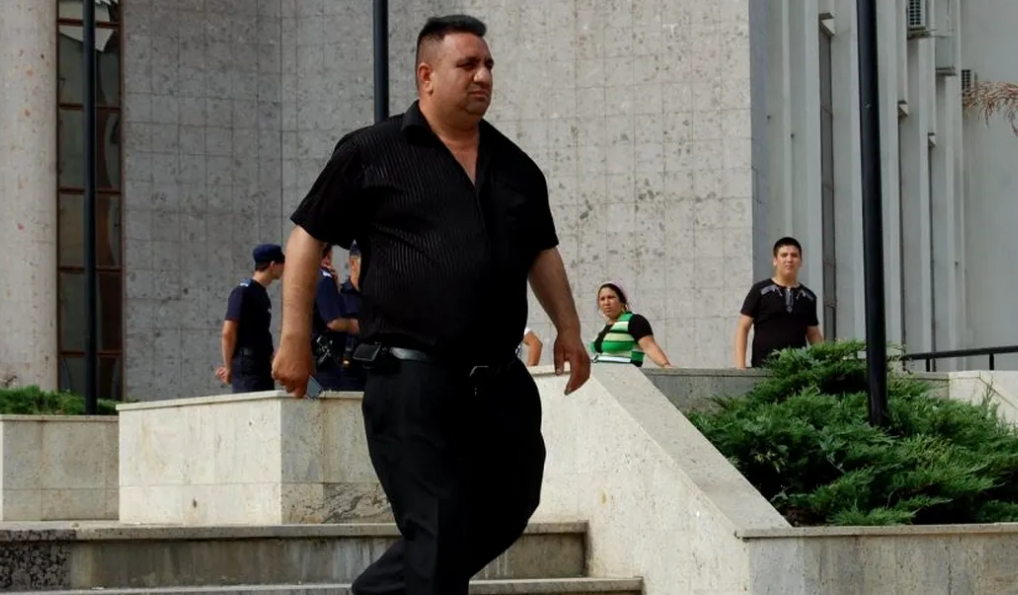 Bercea Mondialu, percheziții pentru cămătărie și șantaj