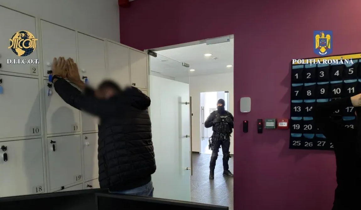 Ancheta DIICOT „Rețeaua brokerilor” – 10 persoane arestate preventiv. Numele lui Ion Țiriac, Gigi Becali sau David Popovici, folosite ca „momeală”