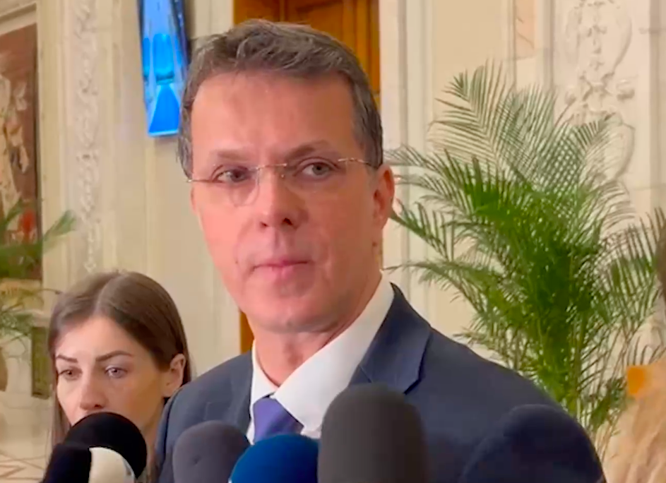 Ionuț Moșteanu, despre presiunile lui Clotilde Armand pentru retragerea Elenei Lasconi: Eu nu văd mișcarea asta în partid
