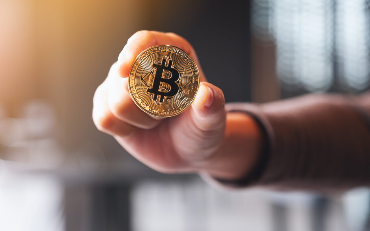 Care este valoarea monedei BITCOIN, la data de 18 aprilie 2025