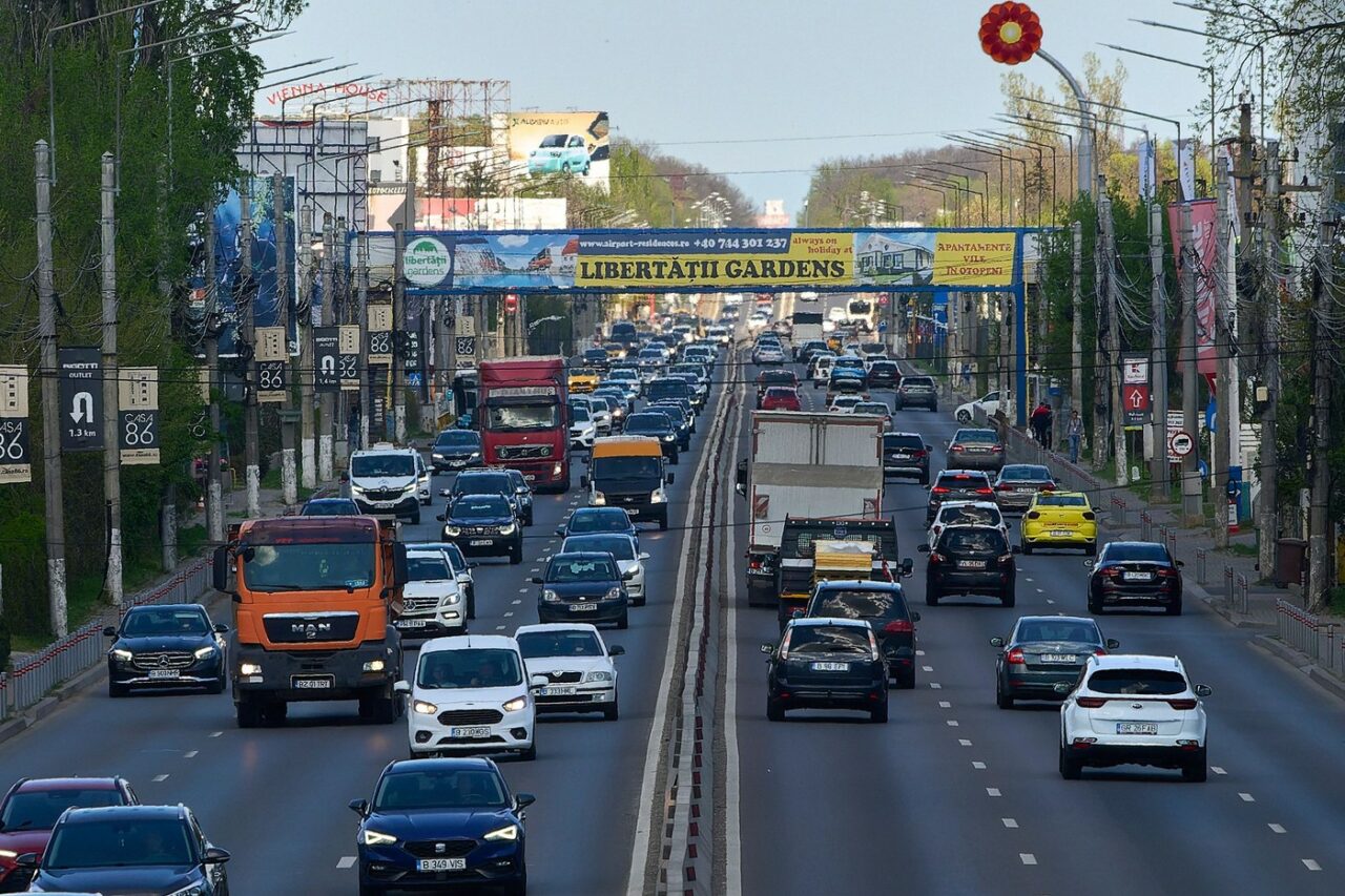Deces subit: Un bărbat a murit în timpul unui examen teoretic pentru permisul auto. Examenele auto, anulate