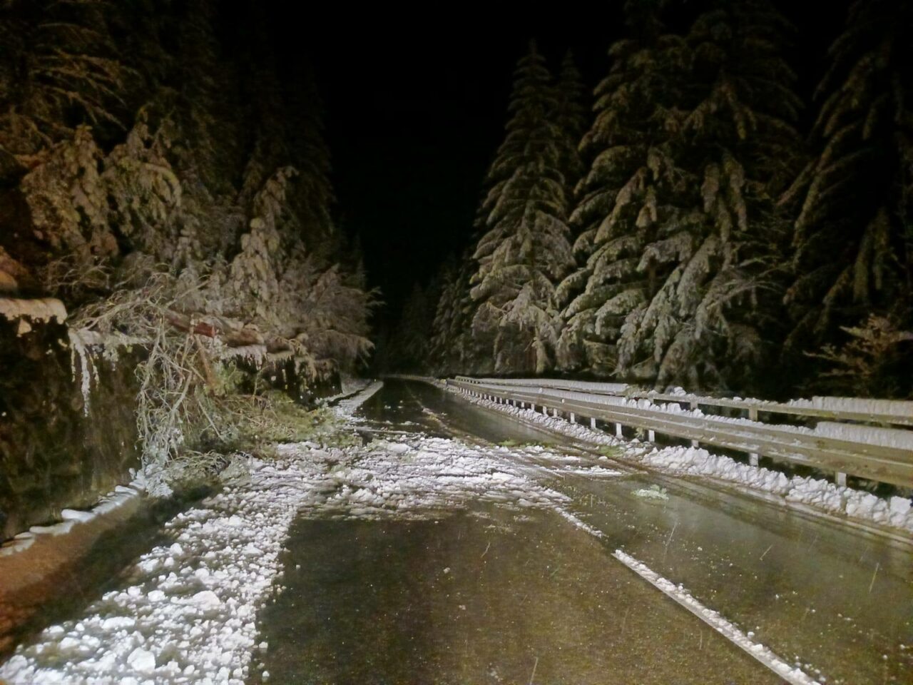 Ninsori în România: care este situația drumurilor din România, potrivit Centrului INFOTRAFIC