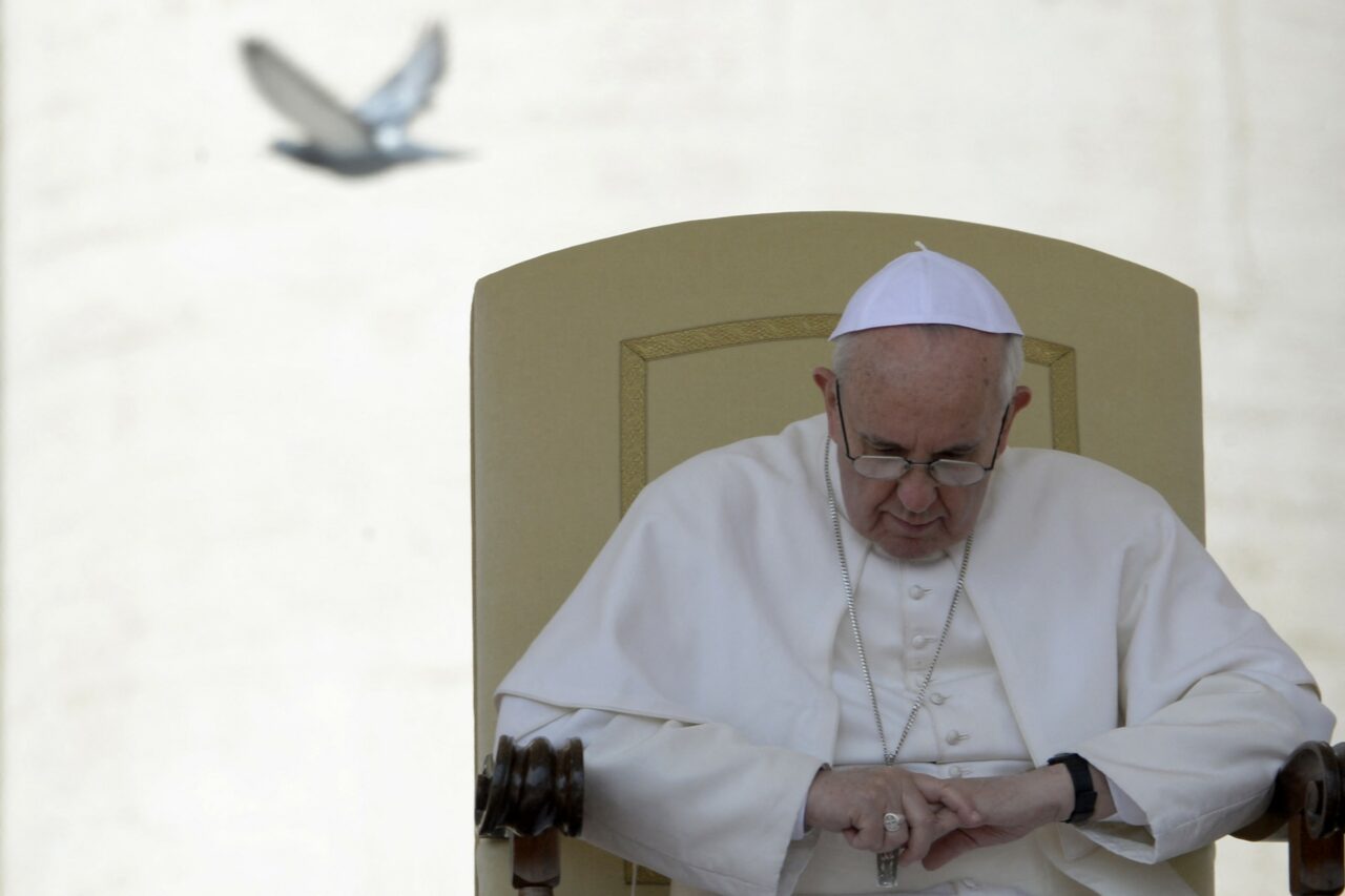 Vatican: Papa Francisc a murit în urma unui ACCIDENT vascular cerebral