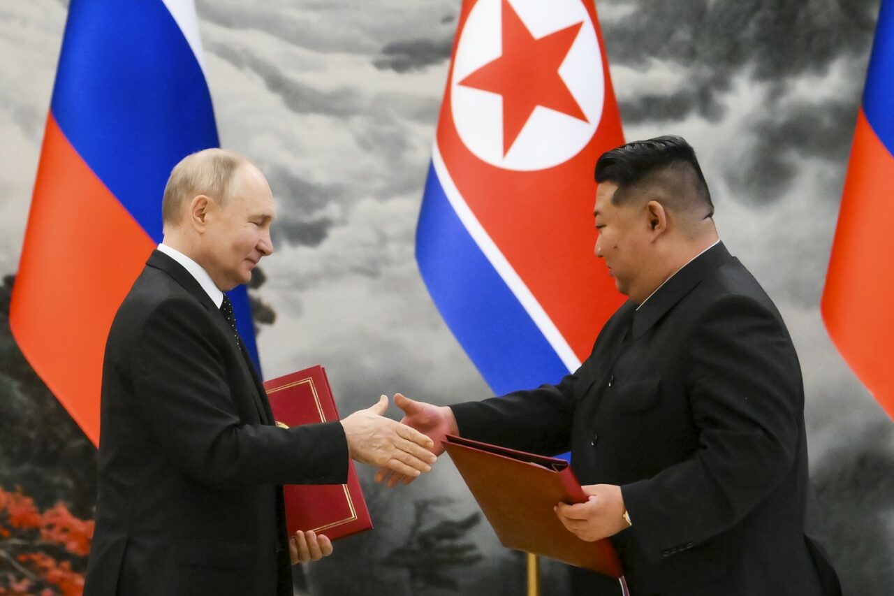 Rusia a început construirea unui pod rutier către Coreea de Nord/ „Simbolizează dorința noastră comună de a consolida COOPERAREA”