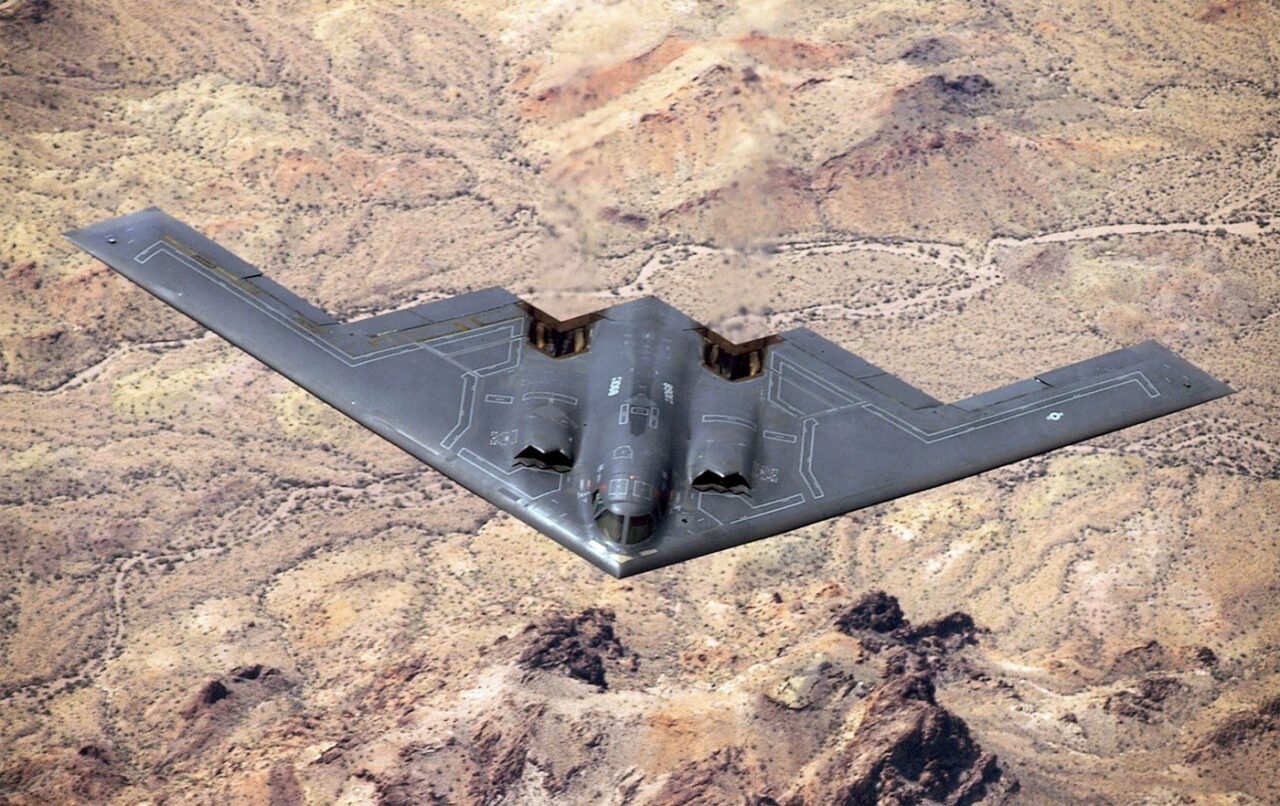 SUA au transferat bombardiere stealth B-2 pe o insulă din Oceanul Indian, printr-o demonstrație de forță adresată Iranului și rebelilor Houthi