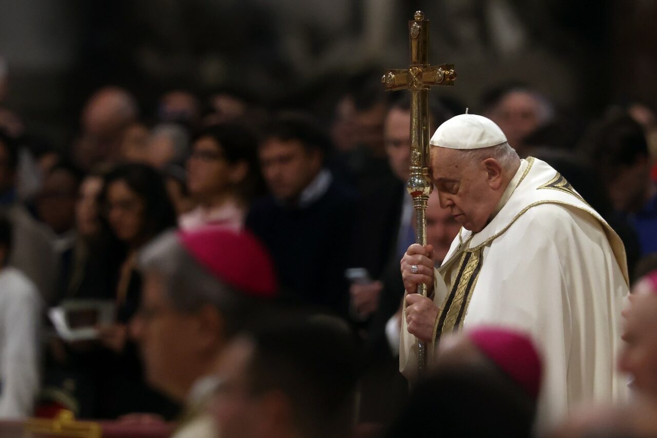 Spania, 3 zile de doliu după moartea Papei Francisc. „Suntem foarte întristați de moartea unui om bun și a unui mare papă”