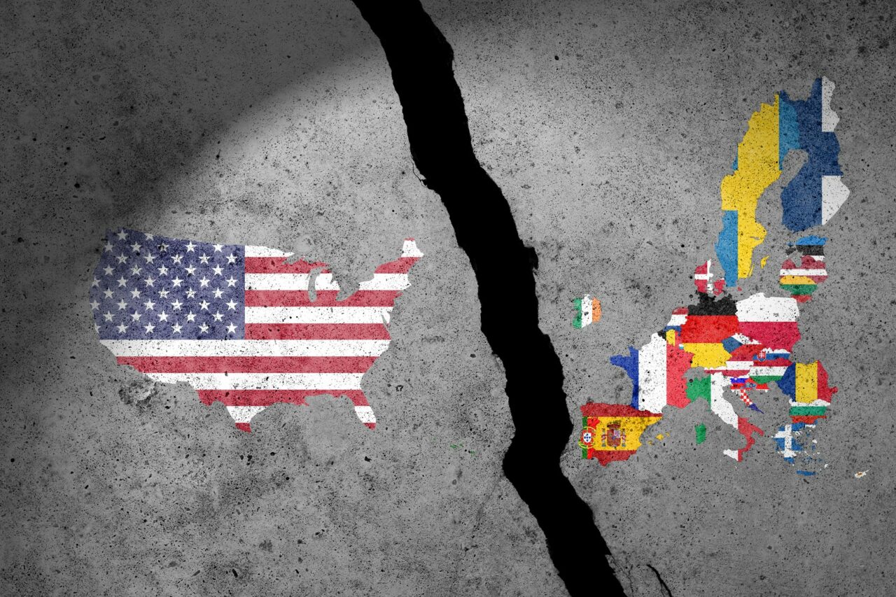 Comisia Europeană confirmă amânarea aplicării TAXELOR comerciale contra Statelor Unite, dar îl avertizează pe Trump