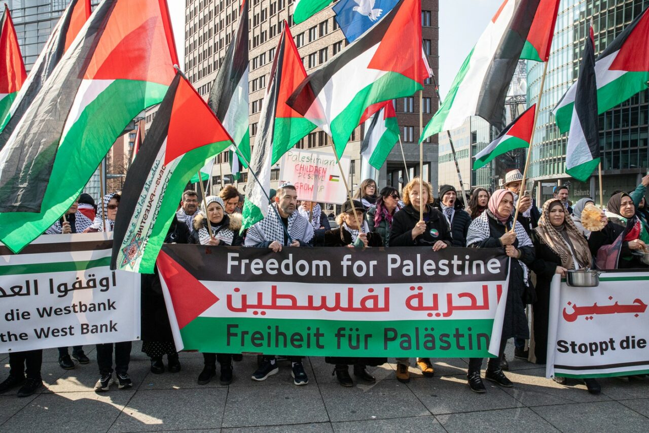 Berlin: Trei cetățeni UE și un american trebuie să părăsească Germania, după ce au PROTESTAT împotriva ofensivei israeliene din Gaza