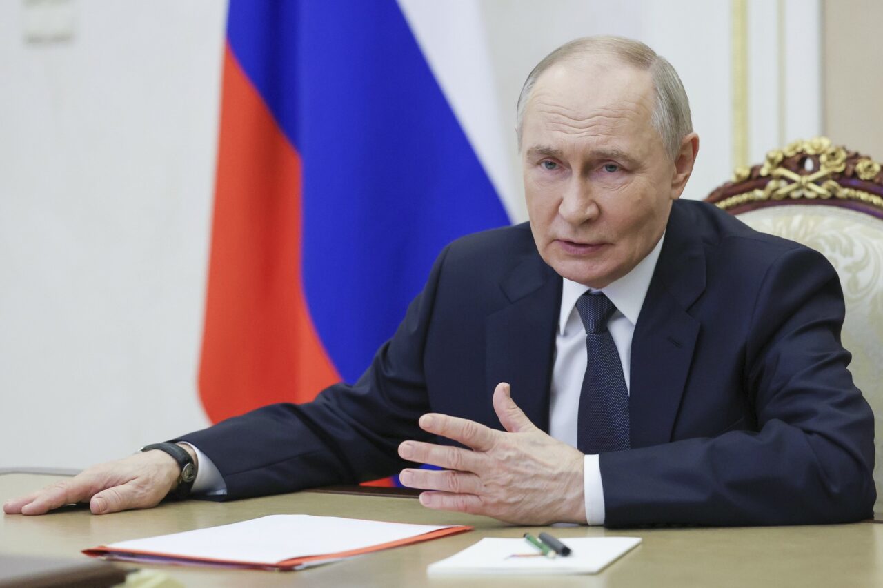 Rusia acuză Ucraina de încălcarea armistițiului /MOSCOVA anunță nu poate aplica cerințele Washingtonului