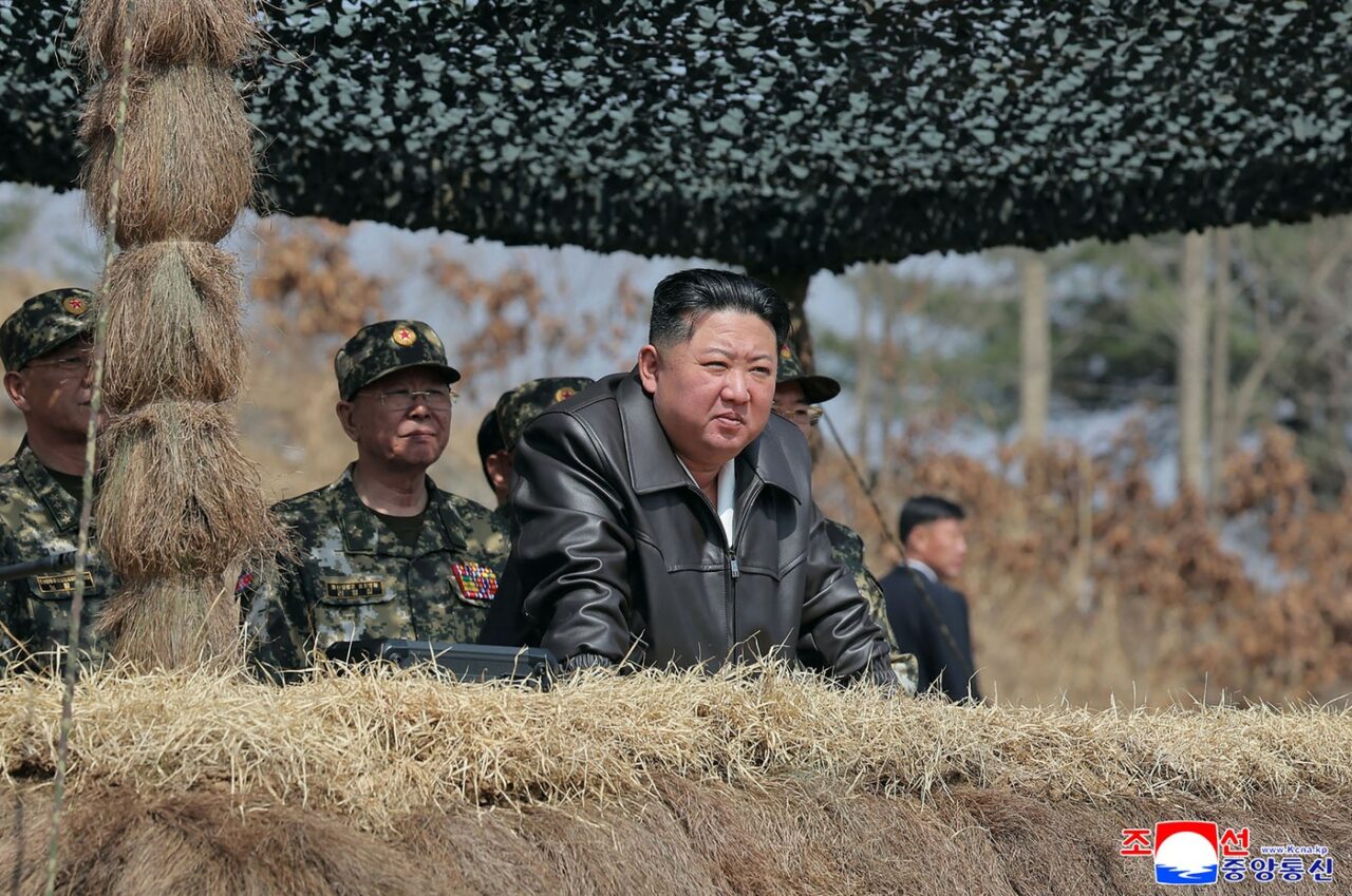 Coreea de Nord AMENINȚĂ cu un răspuns la antrenamentele bombardierelor americane cu rază lungă de acțiune de pe teritoriul Coreei de Sud
