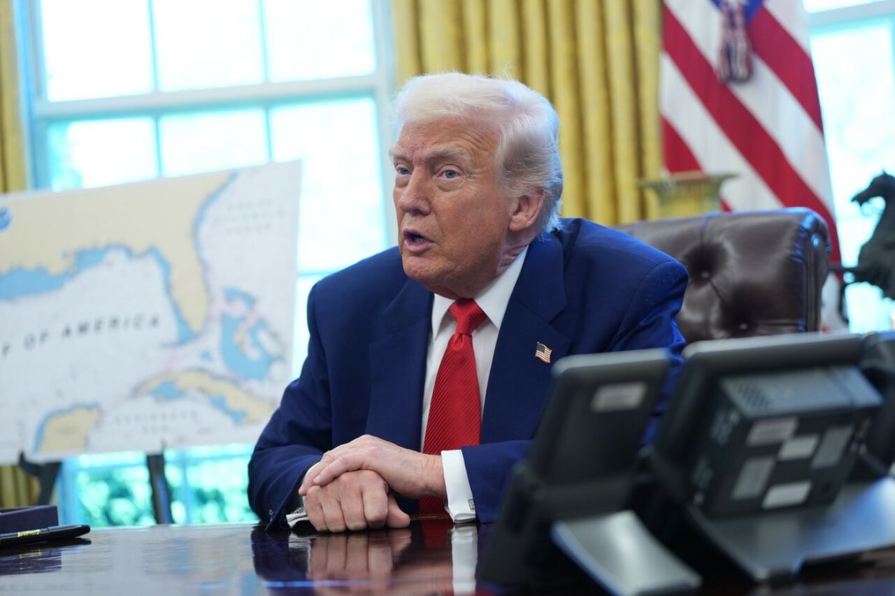 Donald Trump nu exclude utilizarea FORȚEI militare împotriva Iranului, în contextul în care Teheranul respinge un acord privind programul nuclear