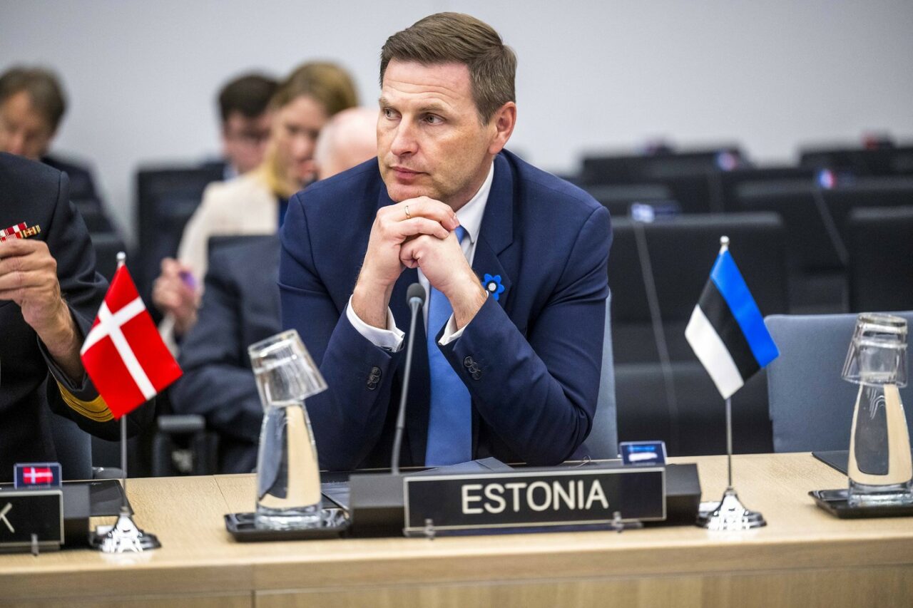 Ministrul estonian al Apărării asigură că SUA nu își va retrage trupele MILITARE din Europa