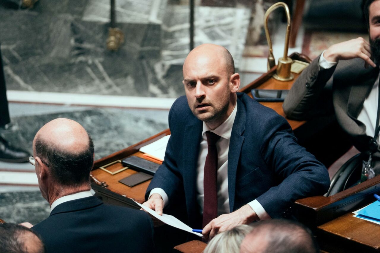 Franța susține negocierile dintre Iran și SUA/ Ministrul francez de Externe pledează pentru impunerea unor SANCȚIUNI împotriva Teheranului