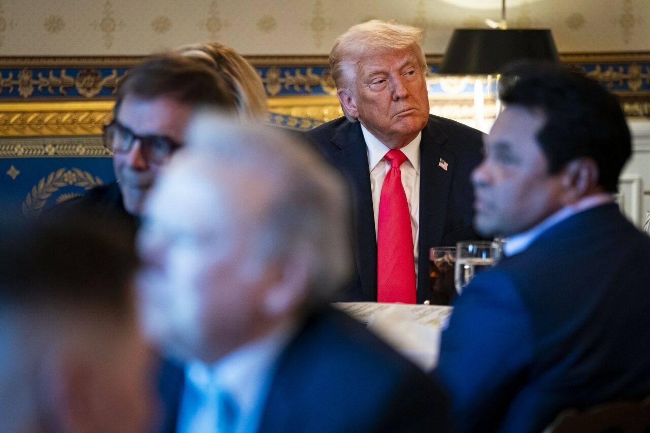 Donald Trump critică dur politica monetară a Fed /„Încheierea MANDATULUI lui Powell nu poate veni suficient de rapid”