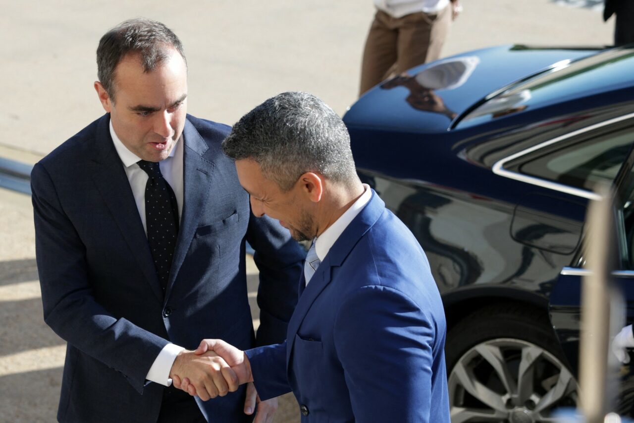 Administrația SUA îndeamnă FRANȚA să coordoneze eforturile de consolidare a apărării europene