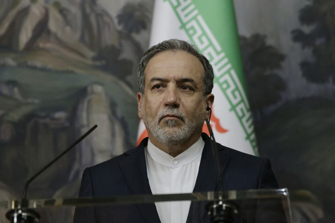 Iranul îl acuză pe Netanyahu că „a dictat” politica SUA în cadrul negocierilor privind programul NUCLEAR