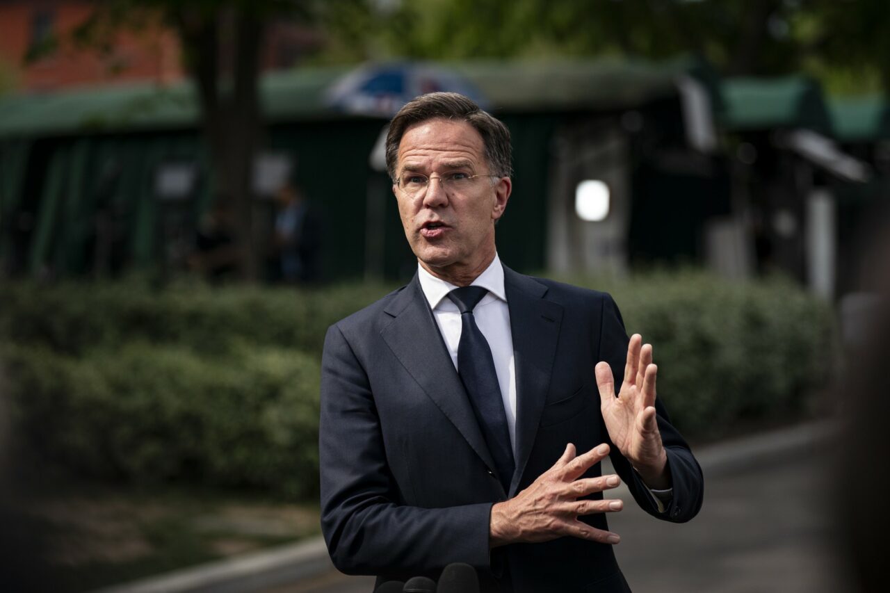 Rutte este încrezător că Trump poate obține oprirea războiului din UCRAINA /„Observ o situație în care să putem ajunge la un rezultat pozitiv”