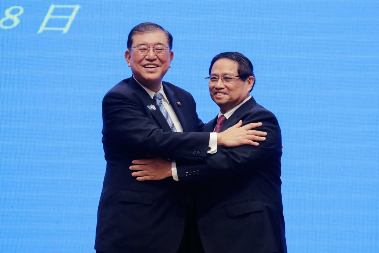Japonia și Vietnamul se angajează să sprijine COMERȚUL liber/ „Economia lumii devine din ce în ce mai incertă”