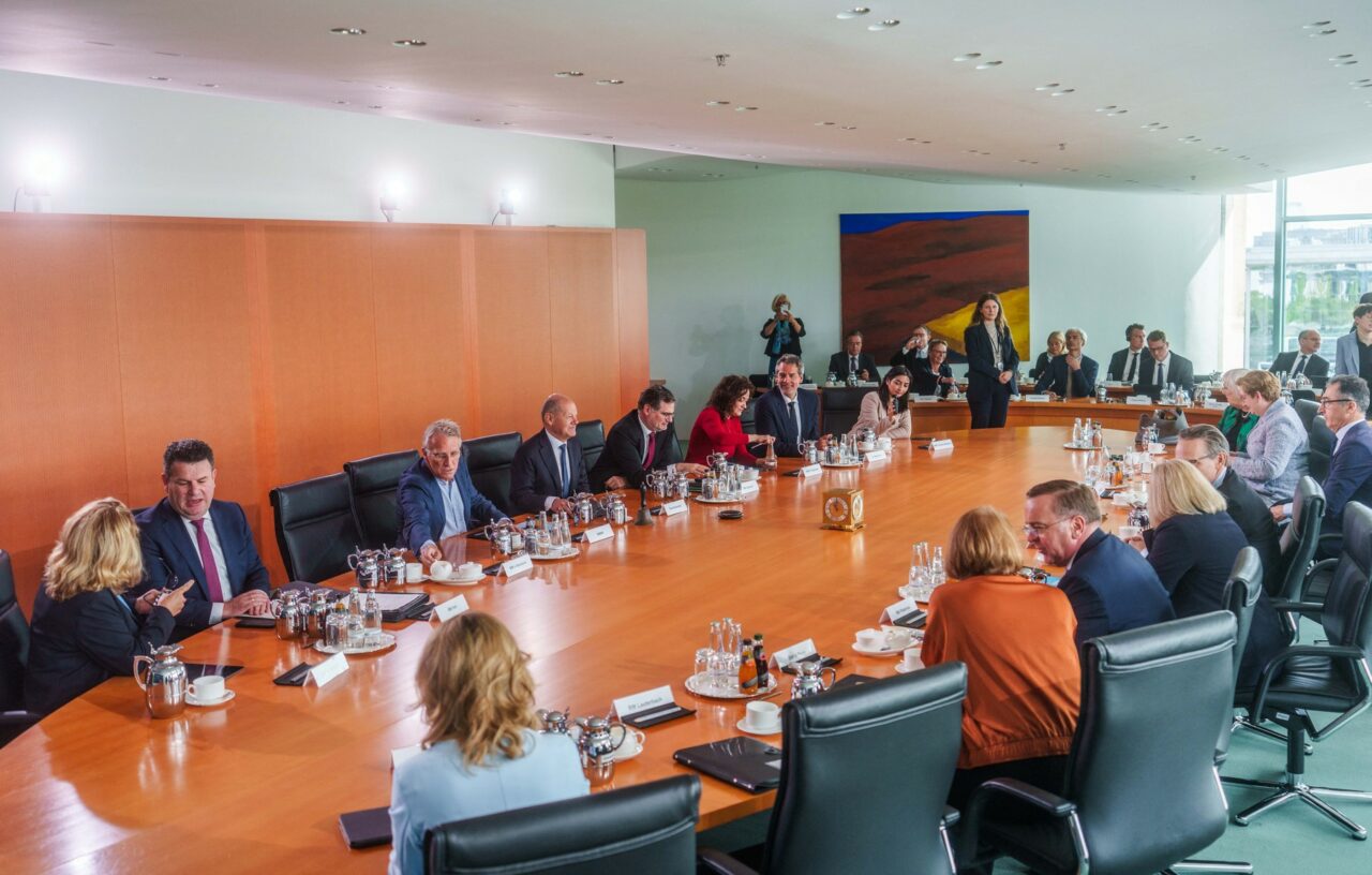 SPD a aprobat ACORDUL de coaliție cu CDU /Lars Klingbeil va fi vicecancelar în guvernul condus de Friedrich Merz