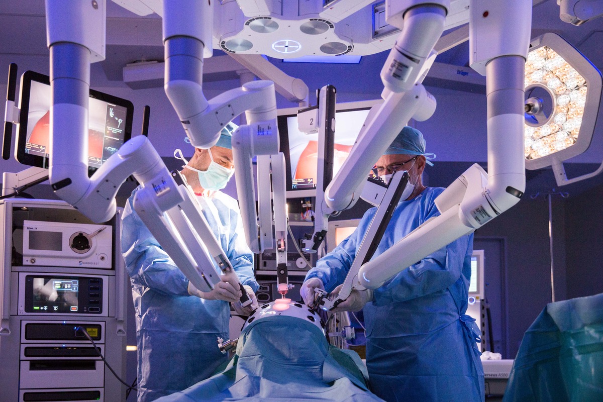 Rețeaua Regina Maria semnează cea mai mare TRANZACȚIE de pe piața medicală din Europa Centrală și de Est. Cine a cumpărat gigantul medical