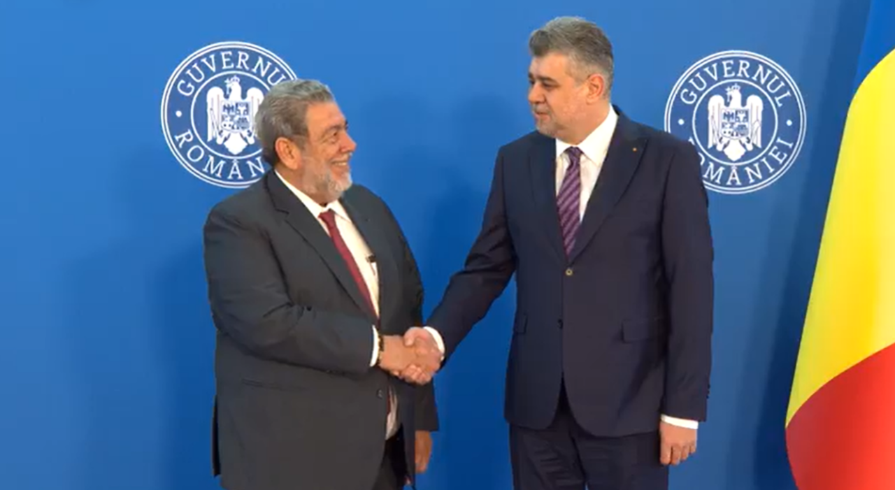 Marcel Ciolacu îl primește la Palatul Victoria pe premierul din Saint Vincent și Grenadine. ACORDURI bilaterale în cinci domenii