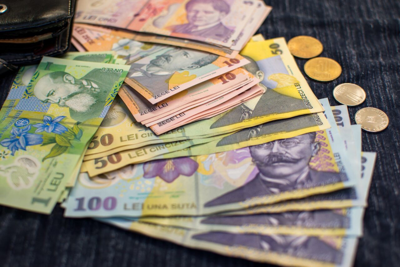 Sunt virați 292 de lei direct pe card, pe 8 mai 2025. Categoria de persoane care intră în posesia banilor
