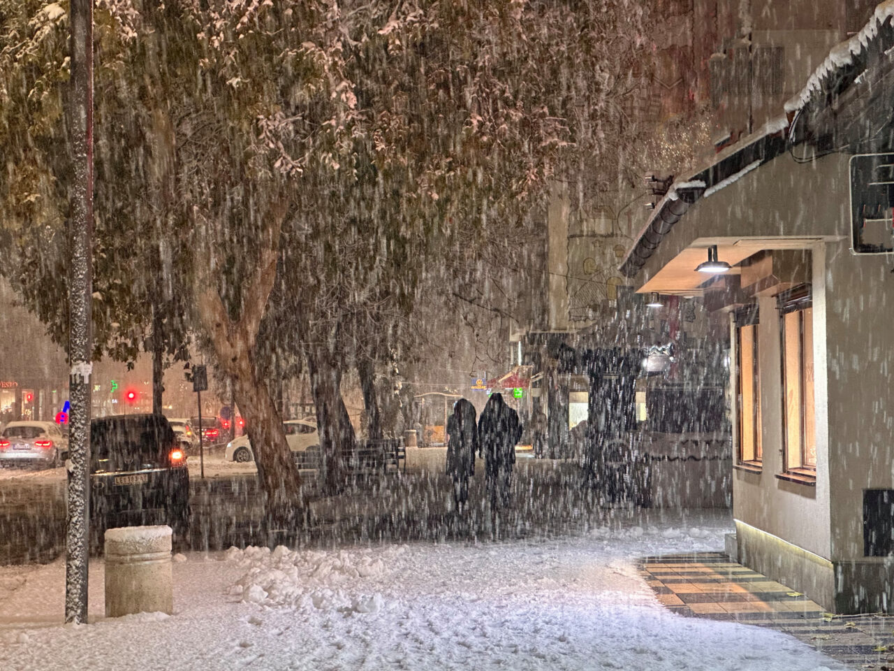 Prognoza ANM pentru 8 aprilie. Ninsori și temperaturi sub 0 grade în Capitală și în restul țării