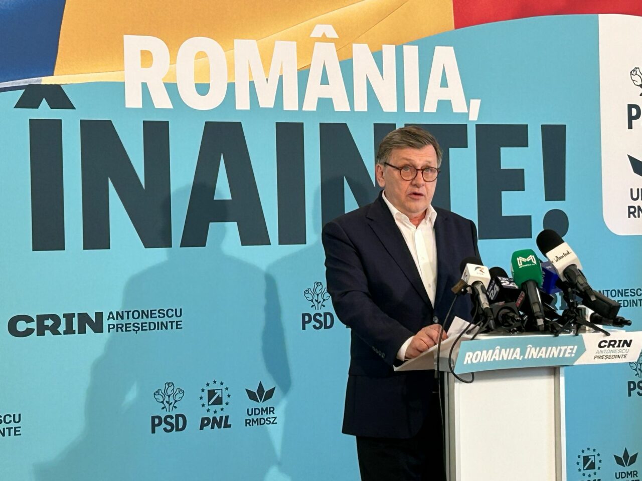 Crin Antonescu îl acuză pe Traian Băsescu de INSINUĂRI nefondate în „cazul Porumbacu”