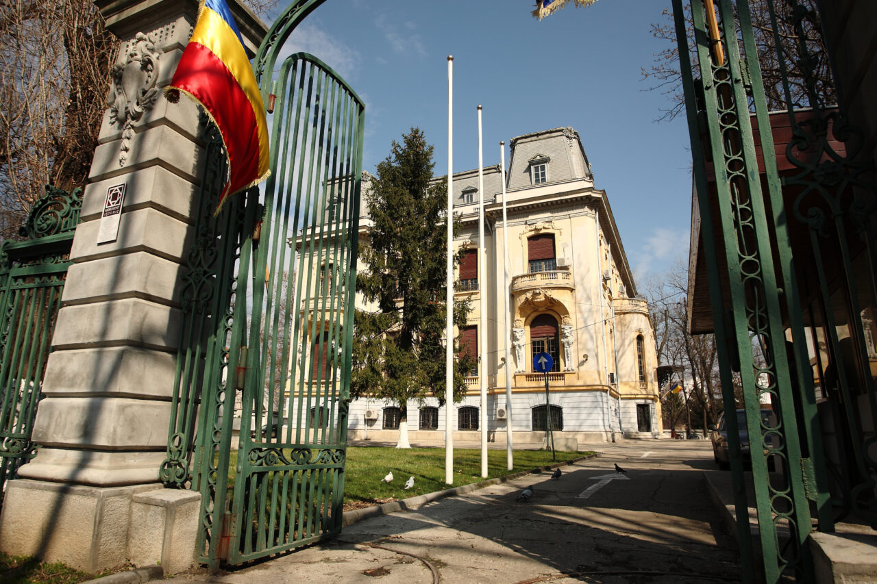 Ședințe în lanț la PSD. Social-democrații trebuie să decidă dacă rămân la GUVERNARE sau intră în OPOZIȚIE