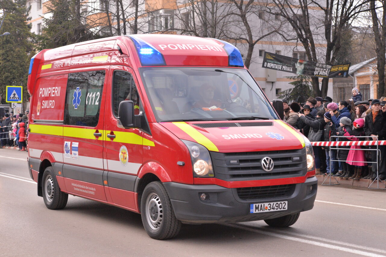 Un bărbat din Galați a fost rănit în urma exploziei unui element pirotehnic, în poligonul Smârdan