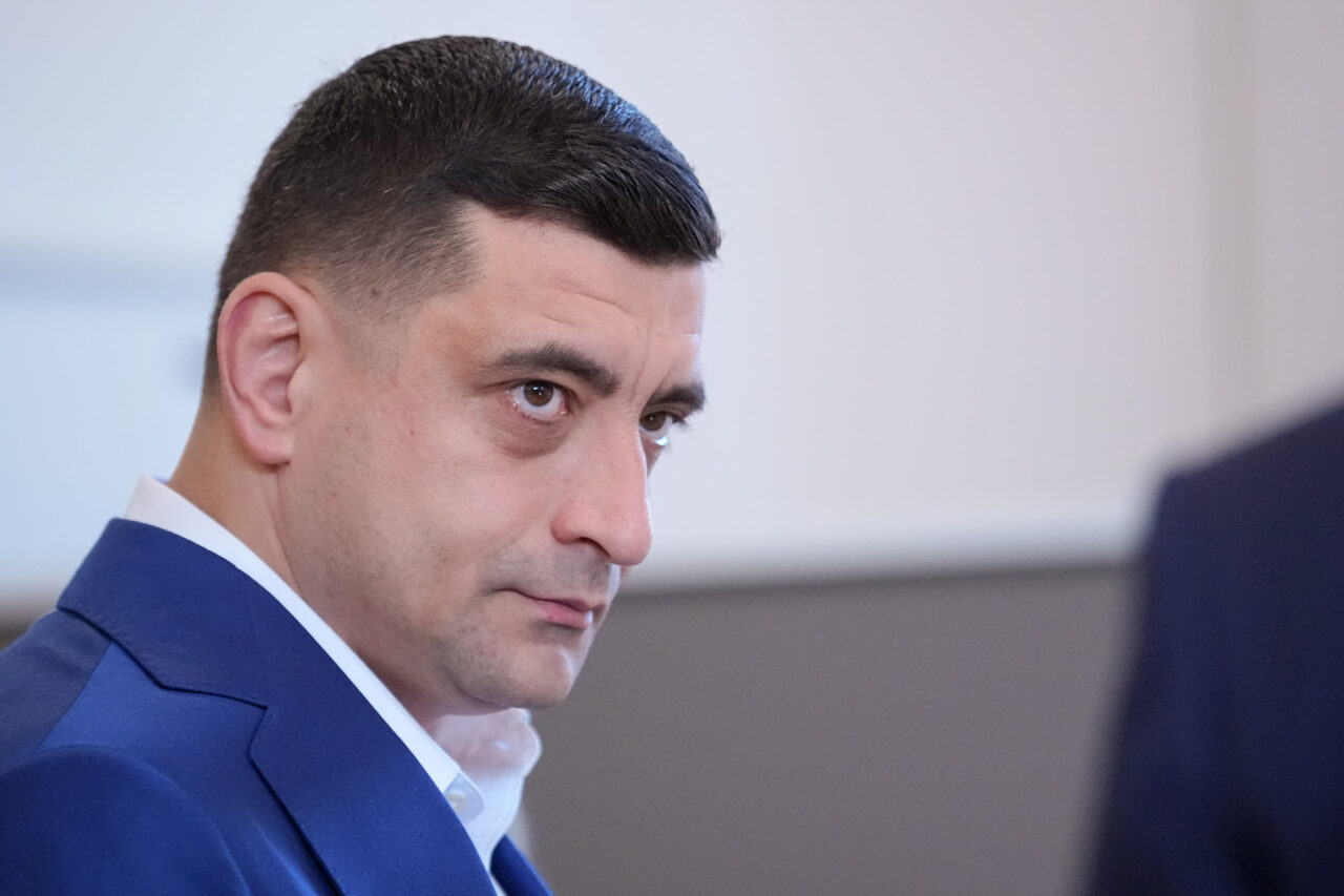 INTERDICȚIA de intrare în Republica Moldova a lui George Simion, examinată de o instanţă din Chişinău