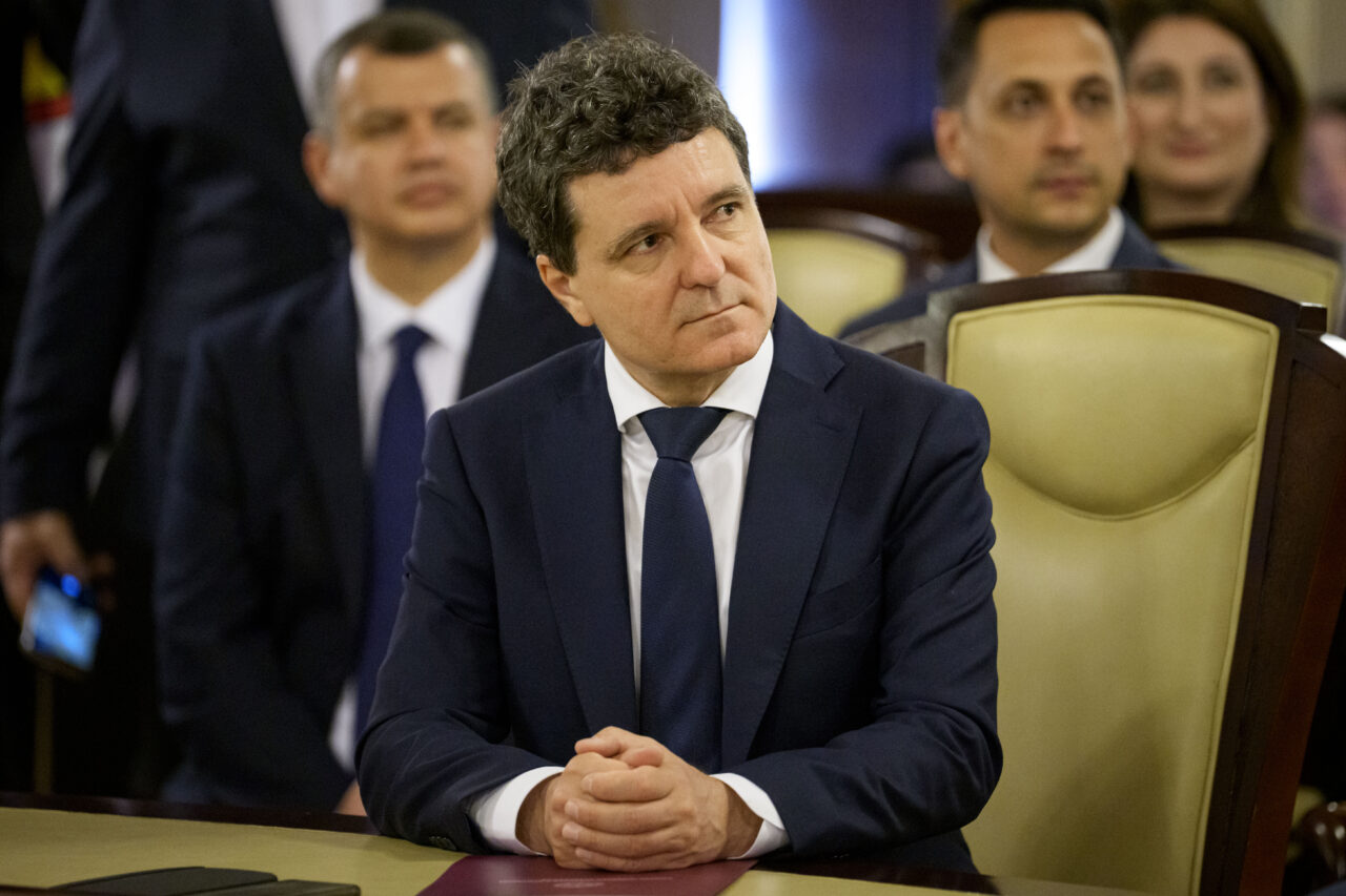 Nicușor Dan va depune JURĂMÂNTUL în Parlament pe 26 mai, la ora 12/ Lista completă a invitaților