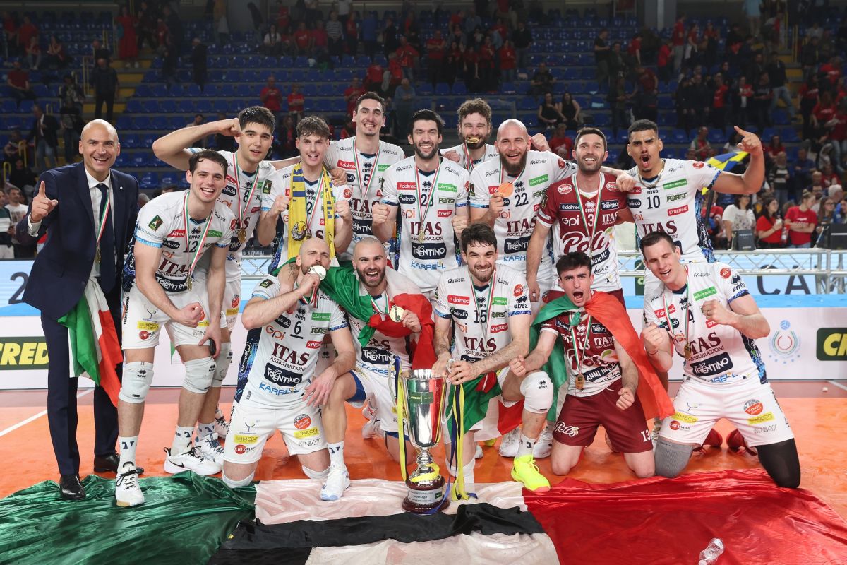 Campionul român a avut probleme la VAMĂ dintr-un motiv inedit