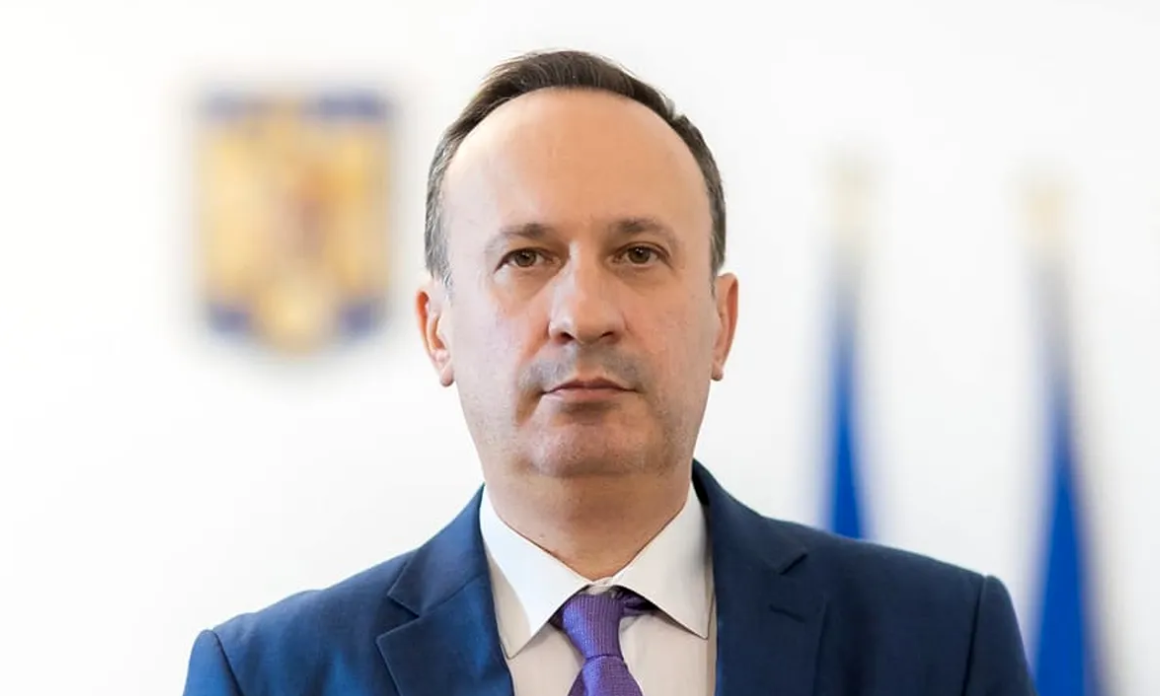 Adrian Câciu, mesaj TĂIOS în mediul online: „Care ai vrut duș cu apă rece, extins la nivel național, vezi că începe să vină apa rece!”